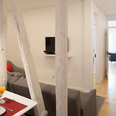 Mouraria Apartment, Lisbon, Multicultural Hub & Easy Access - Ttl316 Apartament